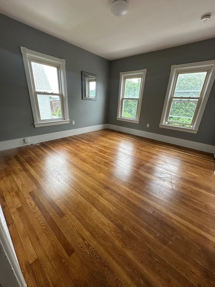 41 Eastern Ave #2 - Photo 4 of 11