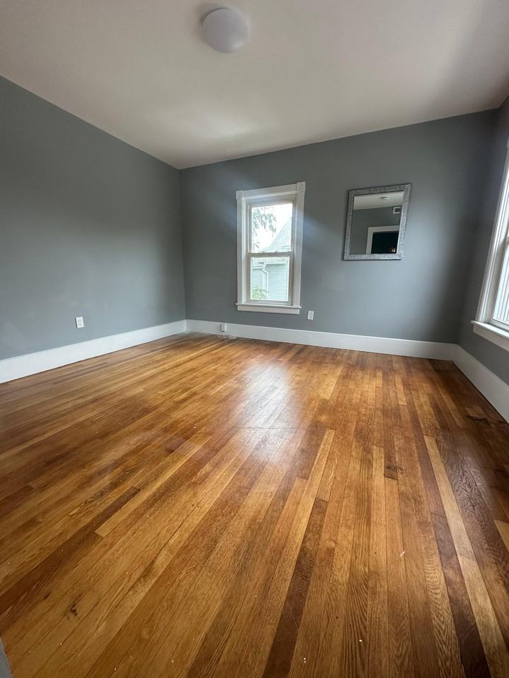 41 Eastern Ave #2 - Photo 5 of 11