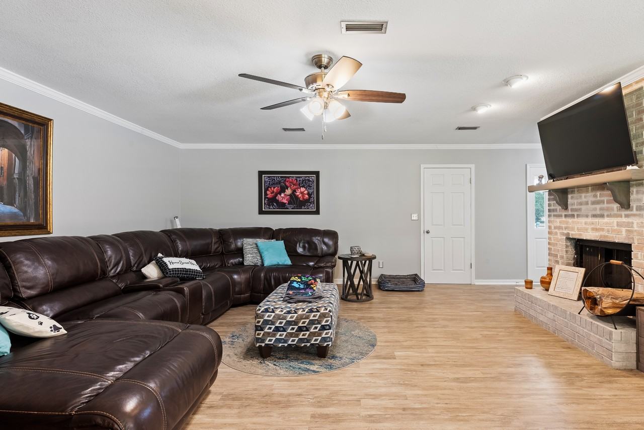 304 Melborne Drive #1 - Photo 5 of 30