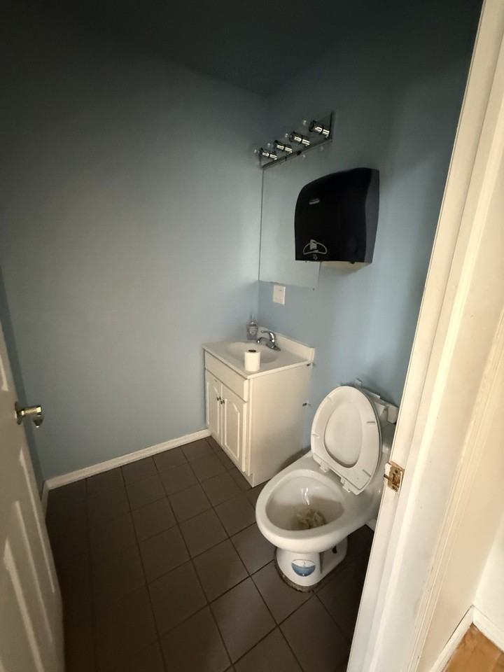 315 315 Forest street jersey city---Church Commercial Space - Photo 5 of 11