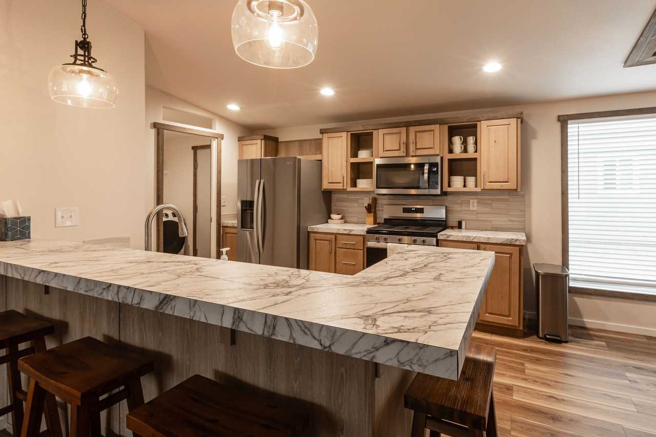 188 Walleye Rd - Photo 2 of 34