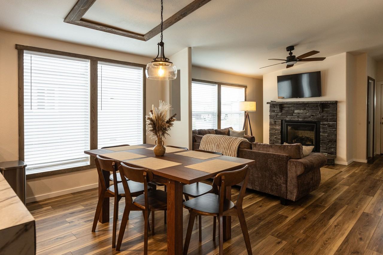 188 Walleye Rd - Photo 4 of 34