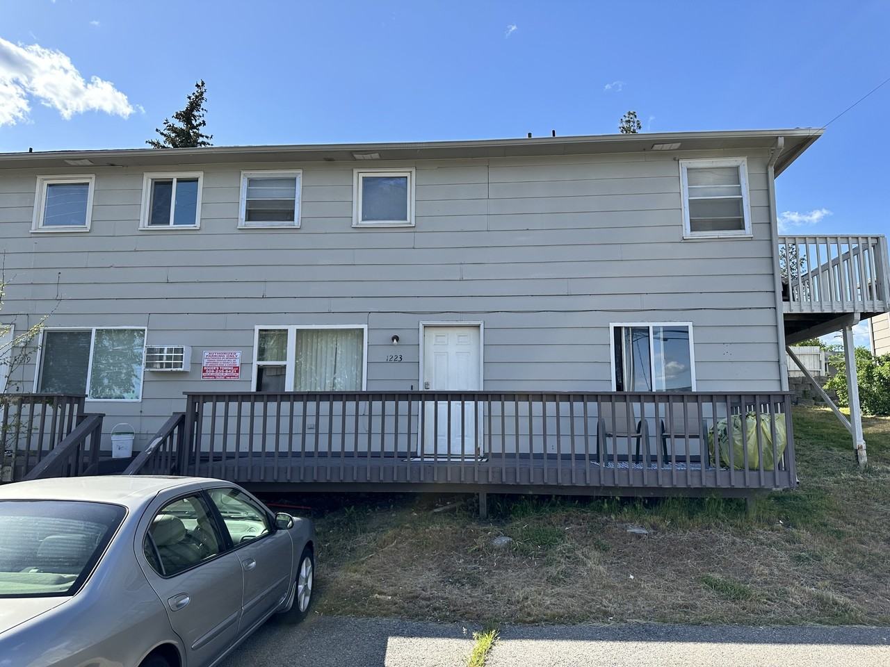 1223 2nd Street #1223