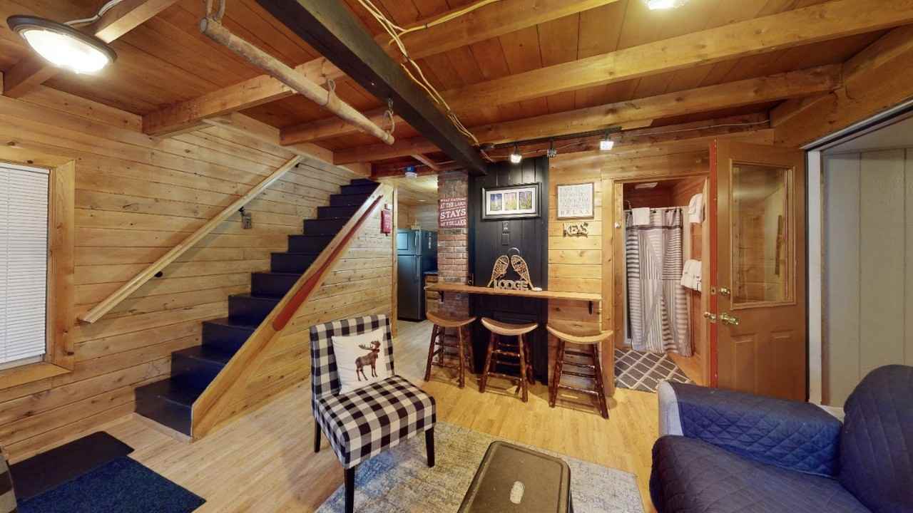 4 Sunset Ave #1 - Photo 7 of 10