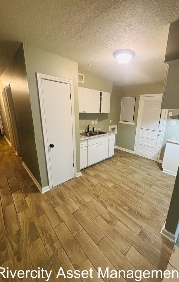 3593 Clayphil Ave #3593 - Photo 3 of 10