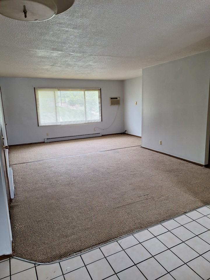 2202 N 13th St #3 - Photo 4 of 15
