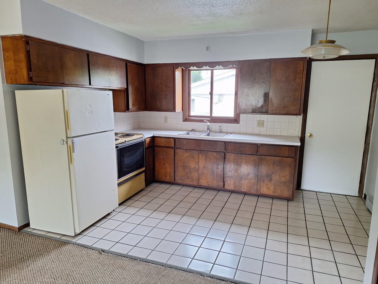 2202 N 13th St #3 - Photo 6 of 15