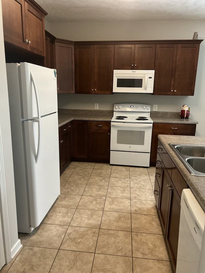 240 Holly Pines Drive #240 - Photo 6 of 11