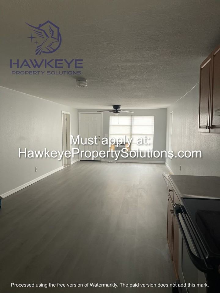 409 Senate Street #1 - Photo 2 of 9