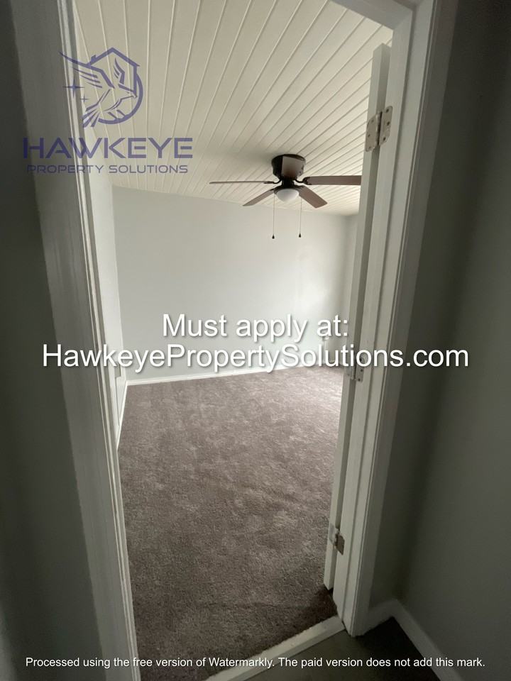 409 Senate Street #1 - Photo 7 of 9