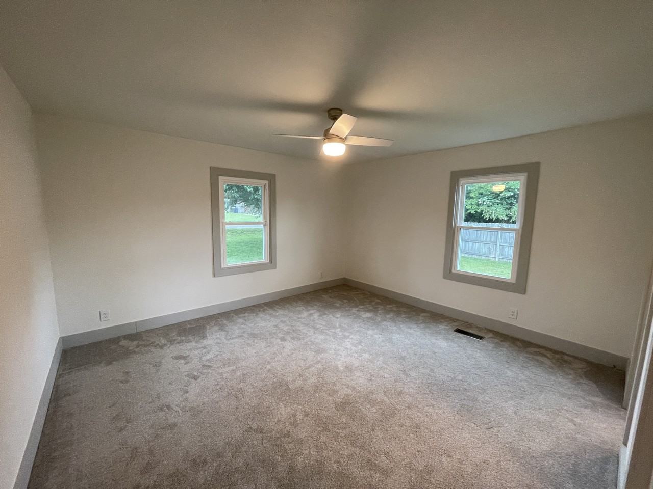 110 Rodeo Drive #1 - Photo 4 of 16