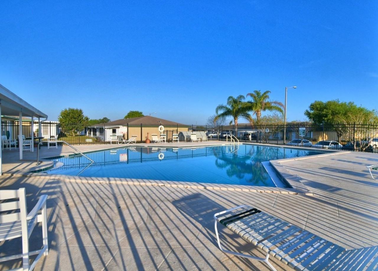 523 Winter Ter #1 - Photo 3 of 18