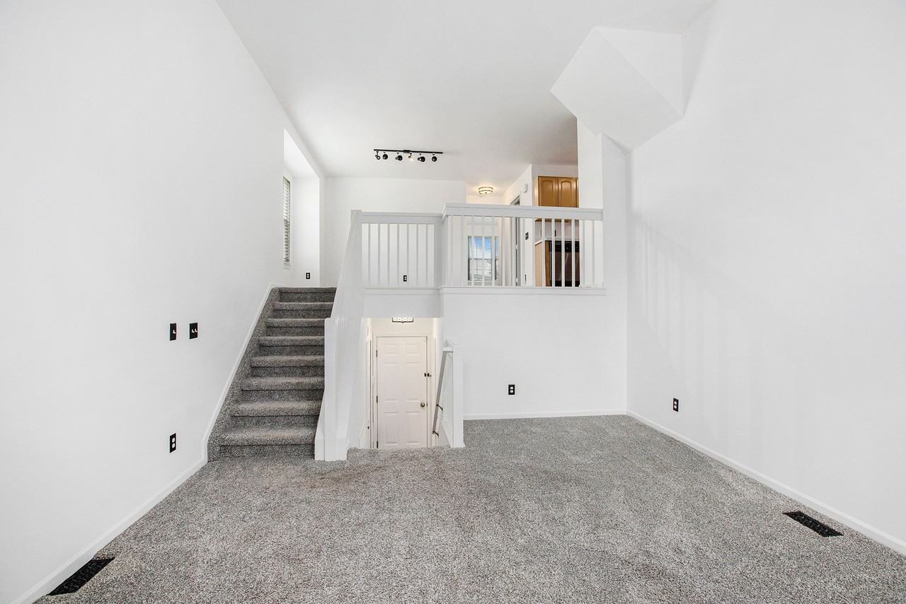 1947 Lindsay Lane #1 - Photo 2 of 11