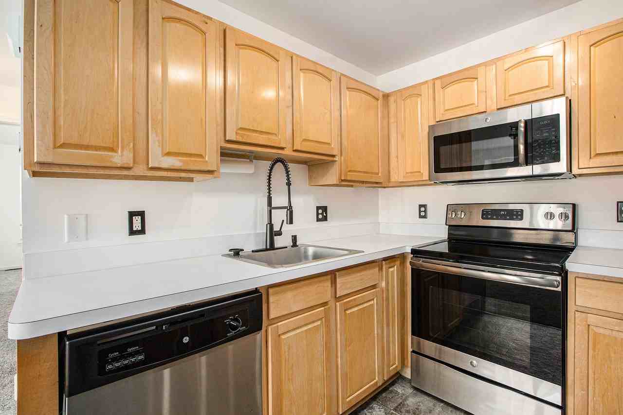 1947 Lindsay Lane #1 - Photo 3 of 11