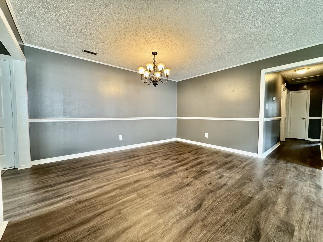 1417 Goldfinch Lane #1 - Photo 4 of 14