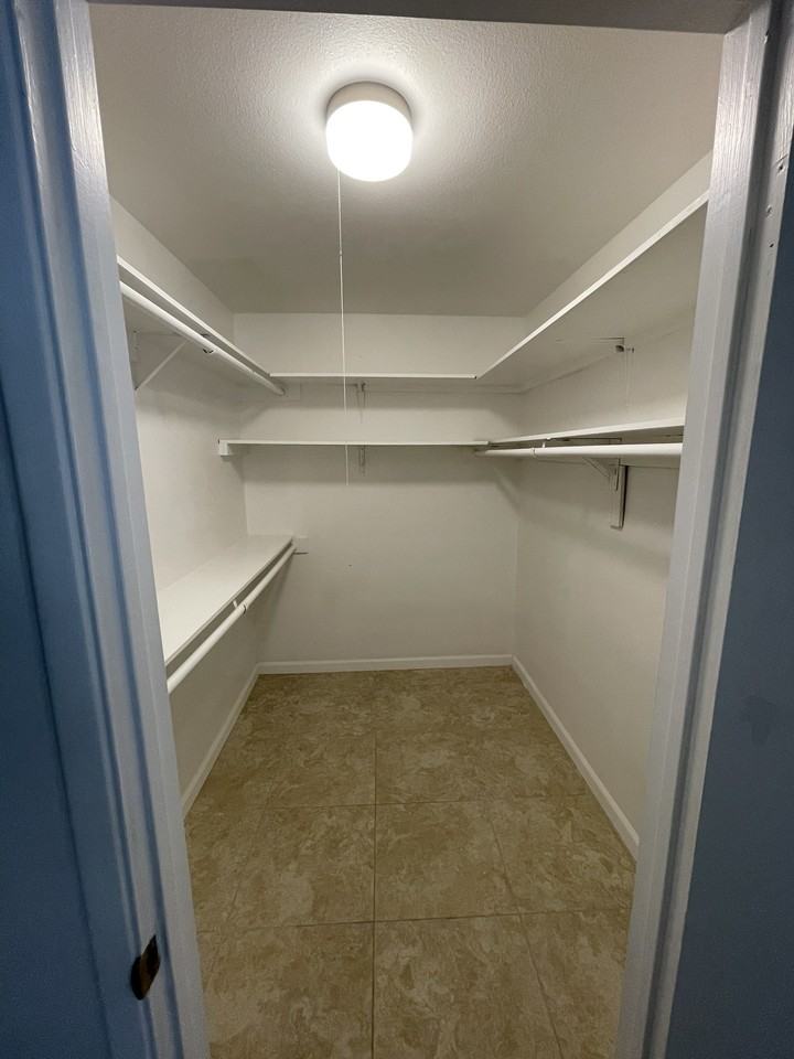 6316 North 47th Avenue #1 - Photo 6 of 11