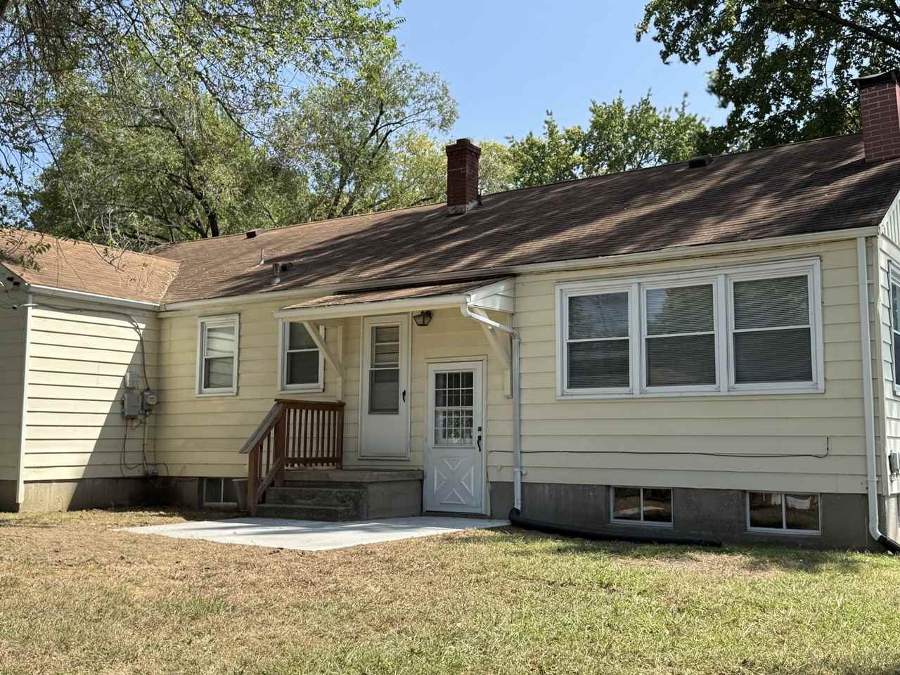 1005 Hawthorn Avenue #1 - Photo 2 of 33