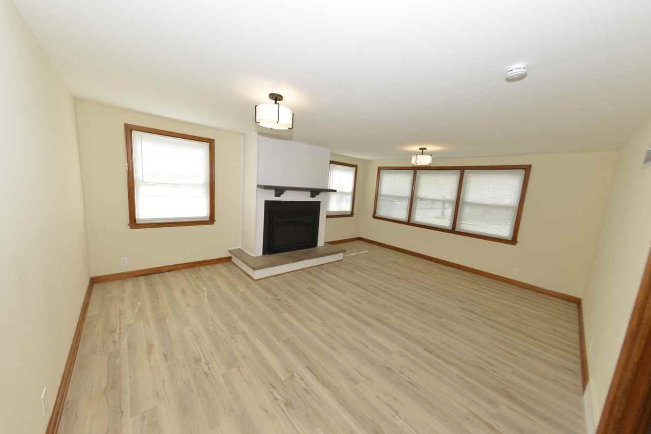 1005 Hawthorn Avenue #1 - Photo 6 of 33