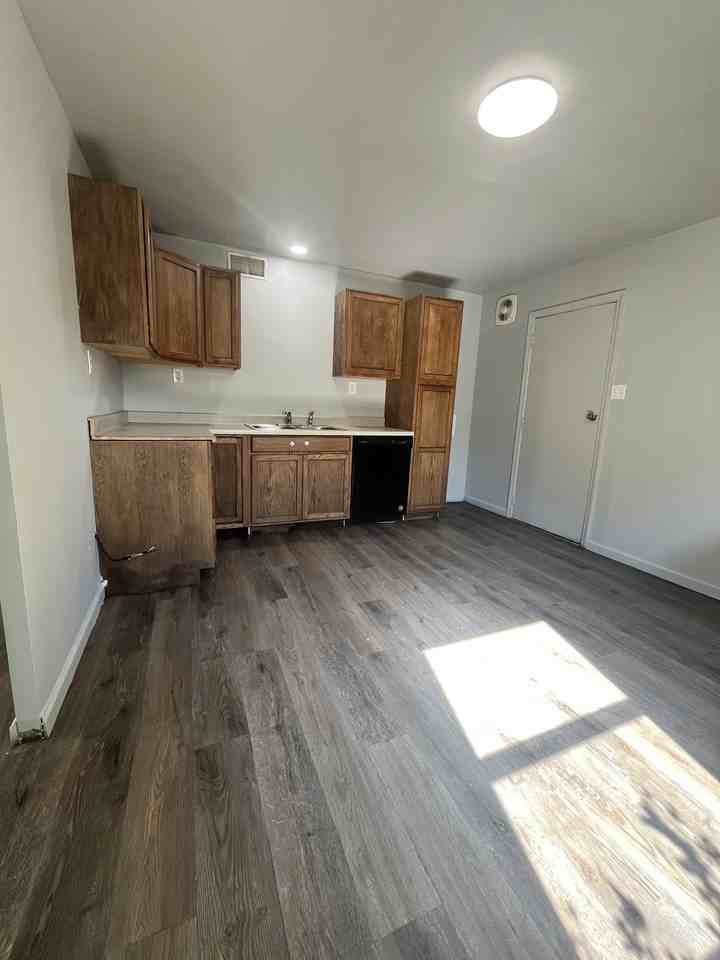 526 Saint Leo Dr #1 - Photo 4 of 10