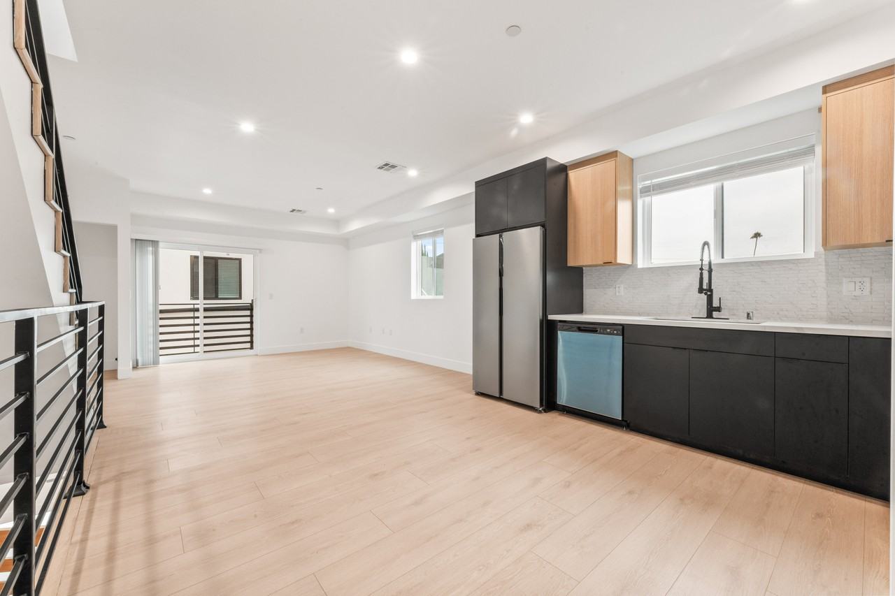 436 East 28th Street #1 - Photo 2 of 24