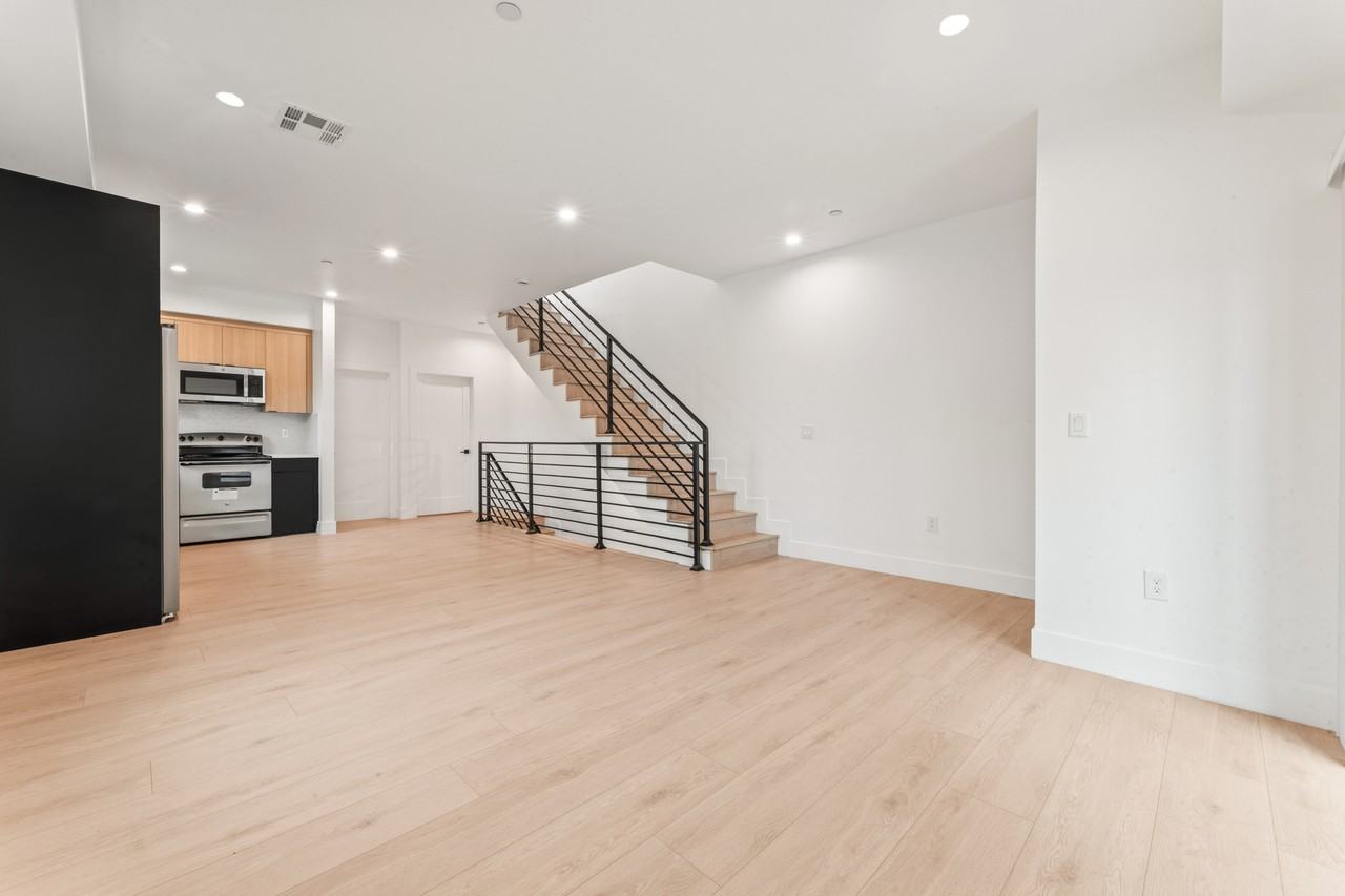 436 East 28th Street #1 - Photo 3 of 24