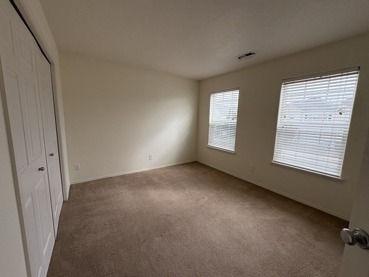 16850 Nw Arizona Dr #1 - Photo 3 of 26