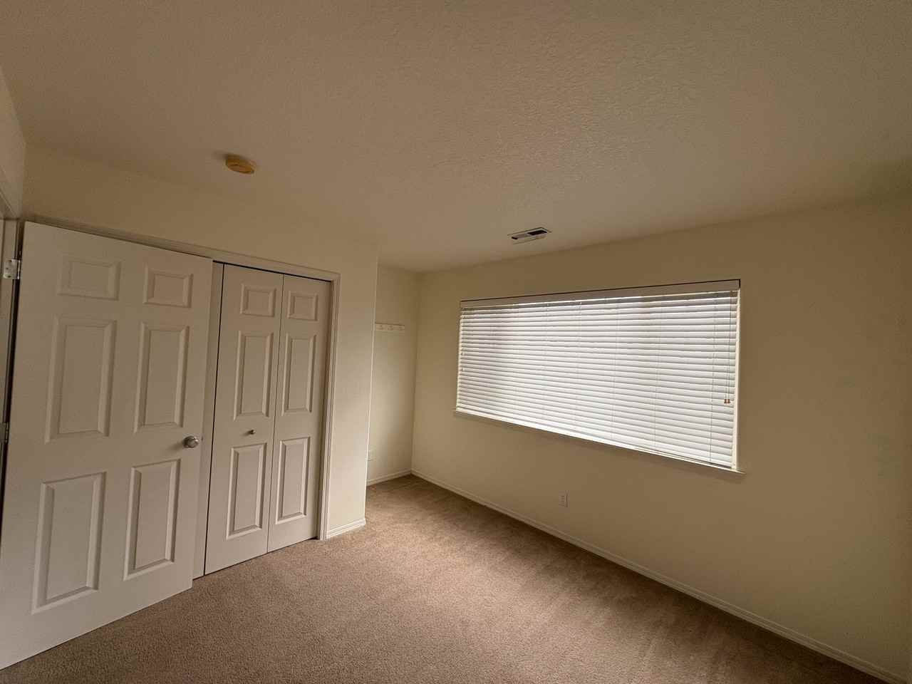 16850 Nw Arizona Dr #1 - Photo 4 of 26