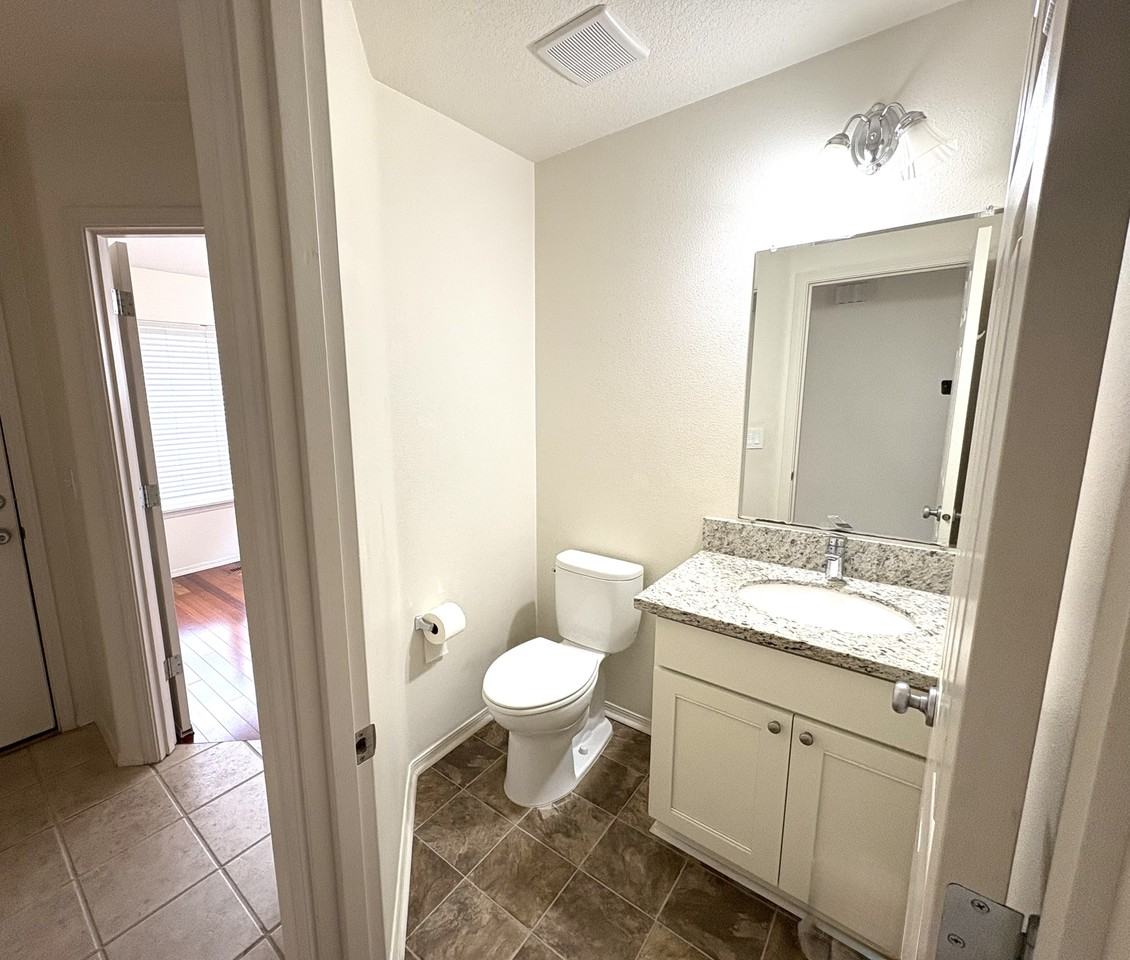 16850 Nw Arizona Dr #1 - Photo 7 of 26