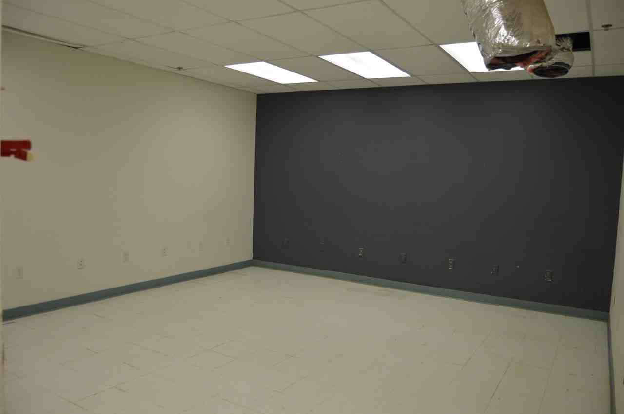 4620 50th St #10 - Photo 7 of 20