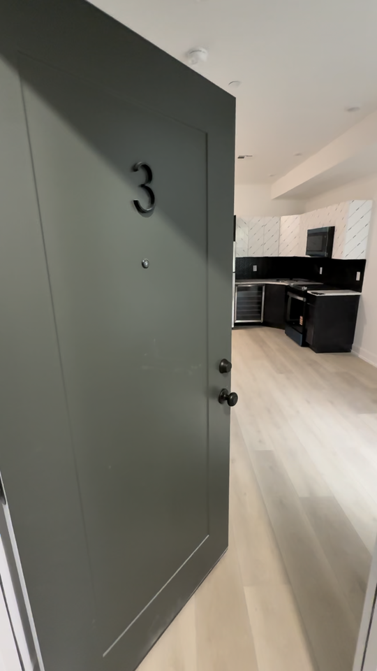 1219 West Airdrie Street #3 - Photo 6 of 10