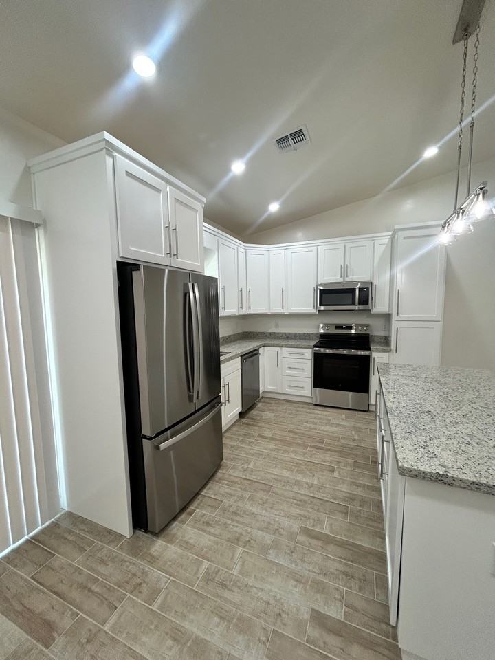 1324 Renda Court #2 - Photo 3 of 40