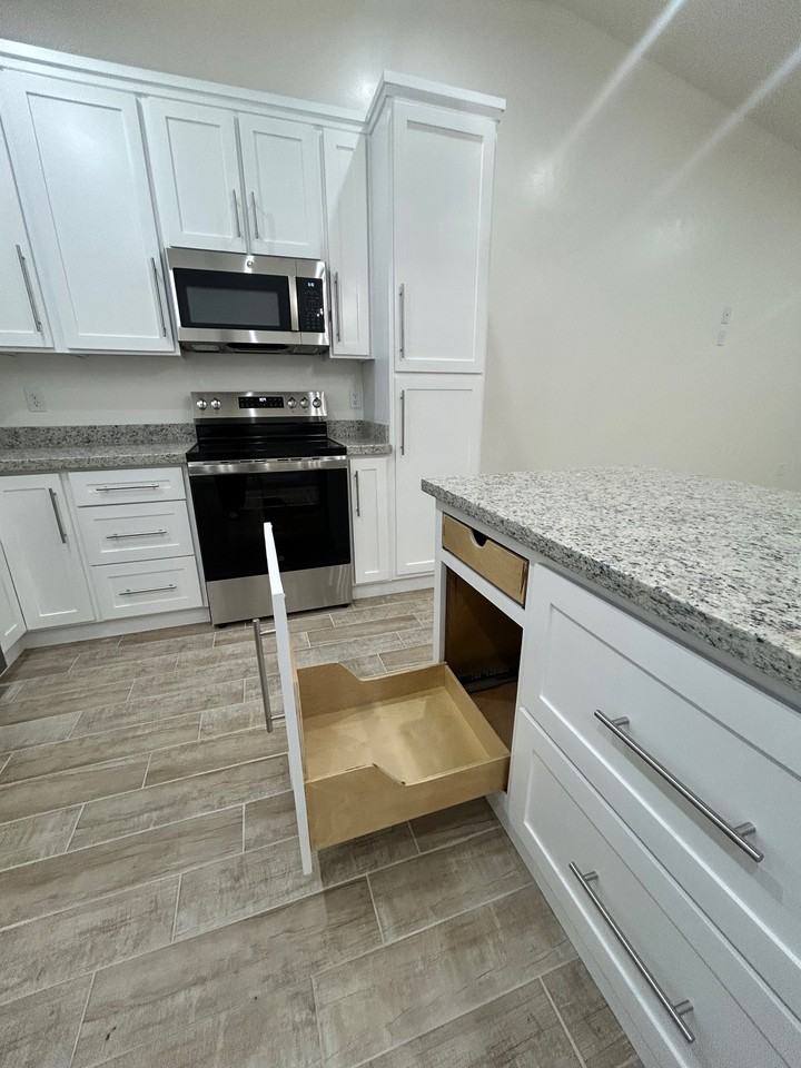 1324 Renda Court #2 - Photo 5 of 40