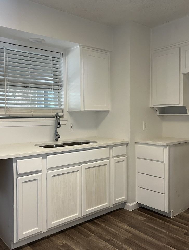 6862 S Creek Dr #1 - Photo 3 of 9