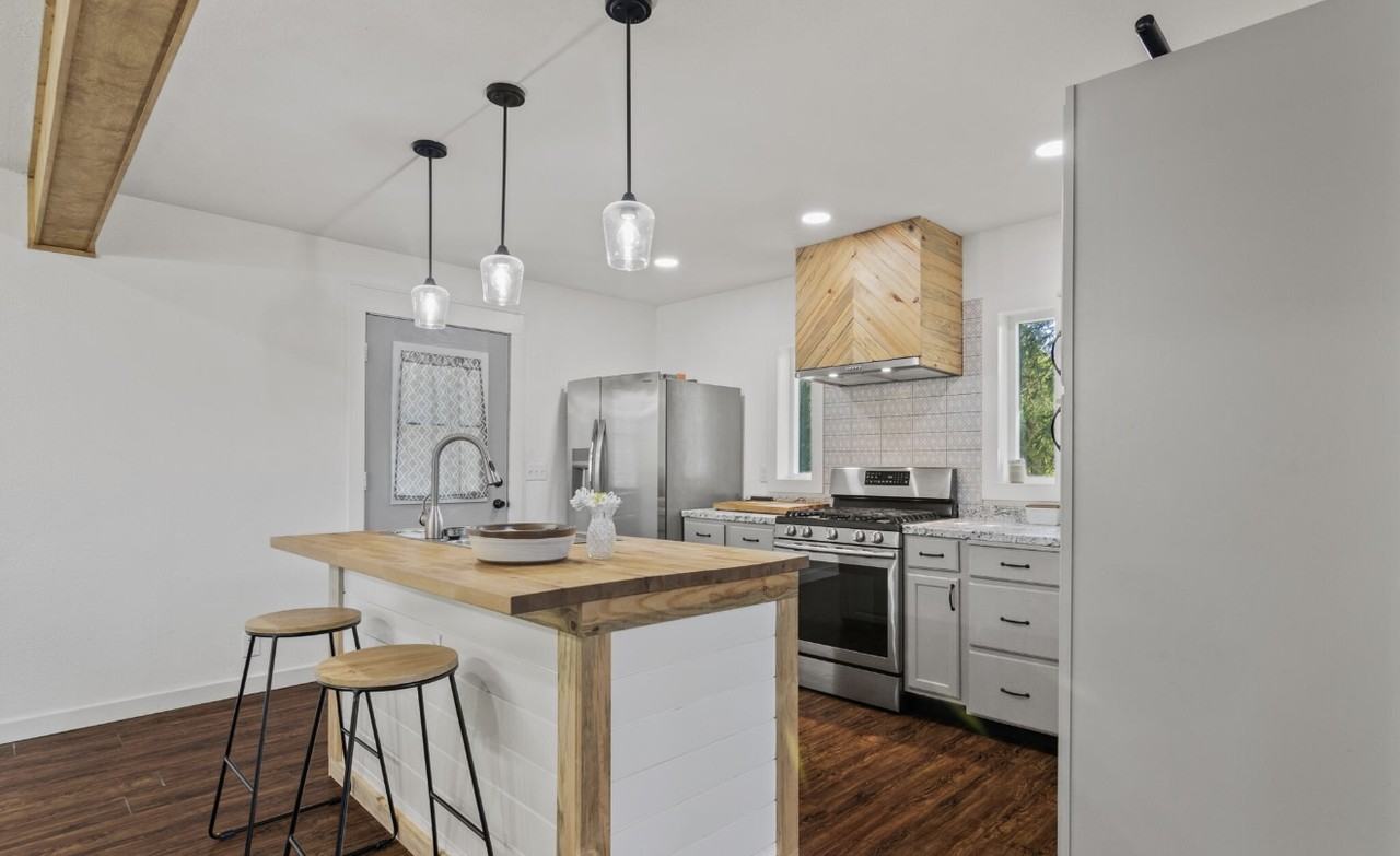 38835 Pinewood Avenue #1 - Photo 2 of 12