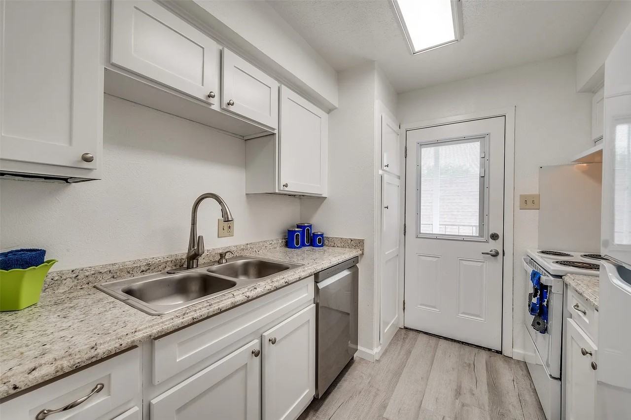 3211 Fallmeadow Street #4 - Photo 3 of 10