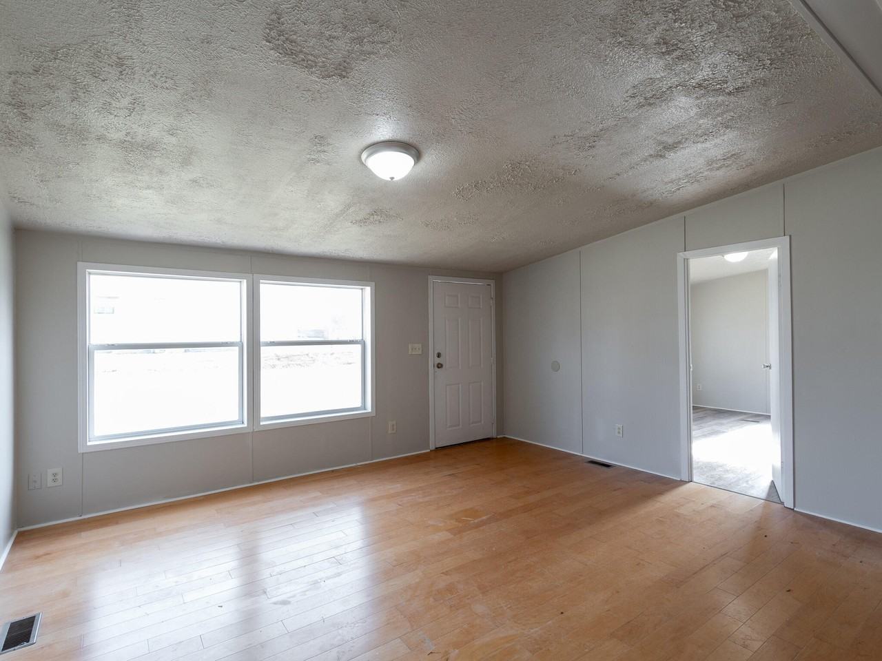 5130 E 21st St #1 - Photo 2 of 19