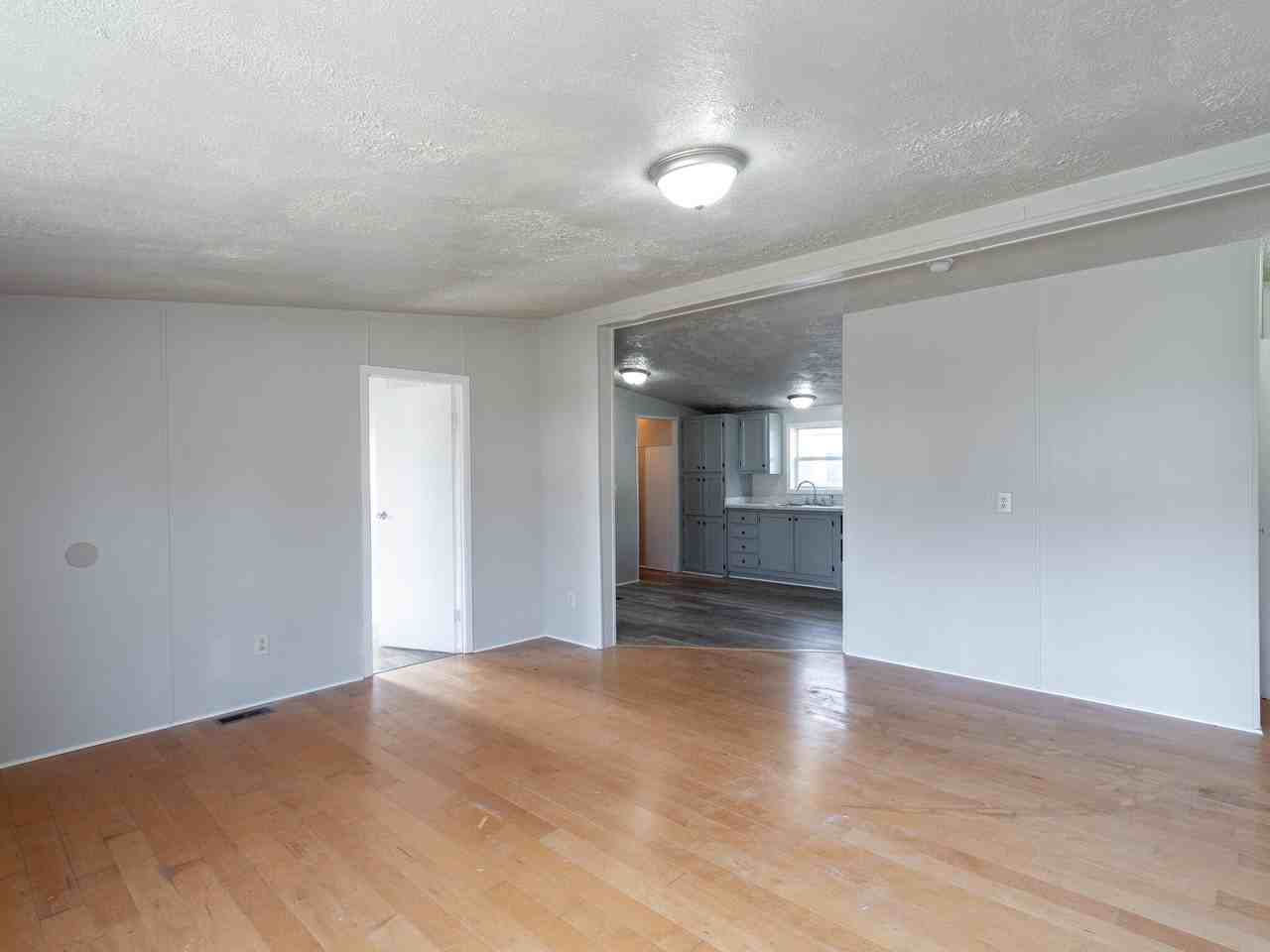 5130 E 21st St #1 - Photo 3 of 19