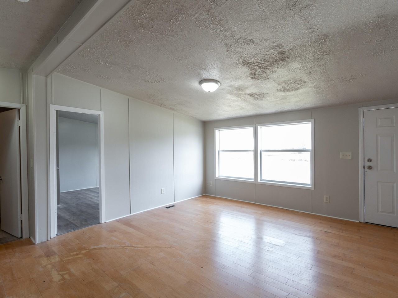 5130 E 21st St #1 - Photo 7 of 19