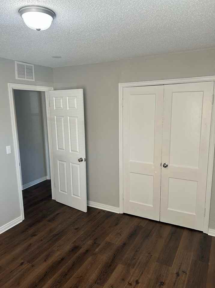 614 South Hunter #1 - Photo 4 of 10