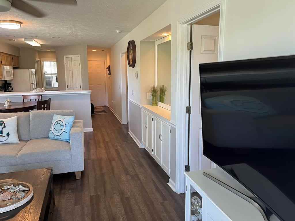 537 White River Drive #17F - Photo 7 of 48