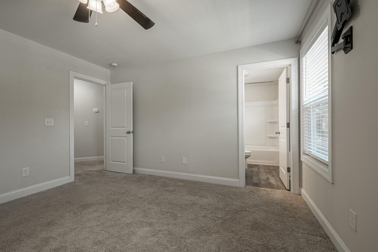 1209 Gaston Avenue #1 - Photo 6 of 10