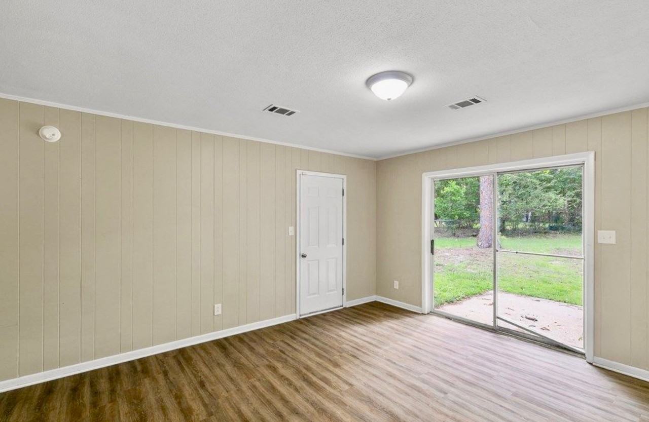 509 Lagrand Dr #1 - Photo 3 of 10