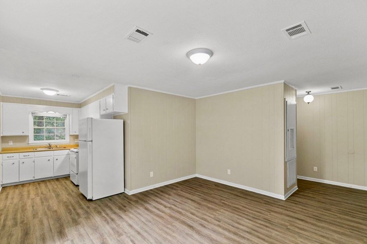 509 Lagrand Dr #1 - Photo 5 of 10