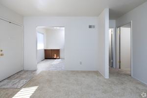 featured image of 9811 Lilac Drive #9811I