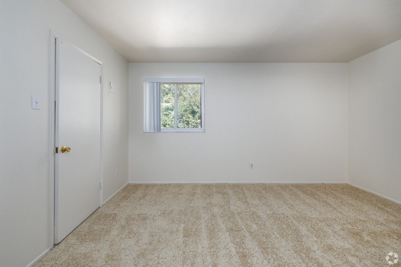 9811 Lilac Drive #9811I - Photo 5 of 8