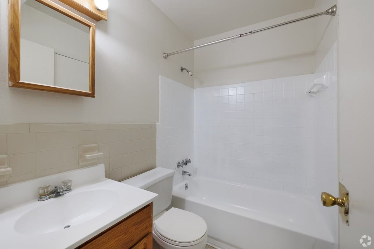 9811 Lilac Drive #9811I - Photo 6 of 8