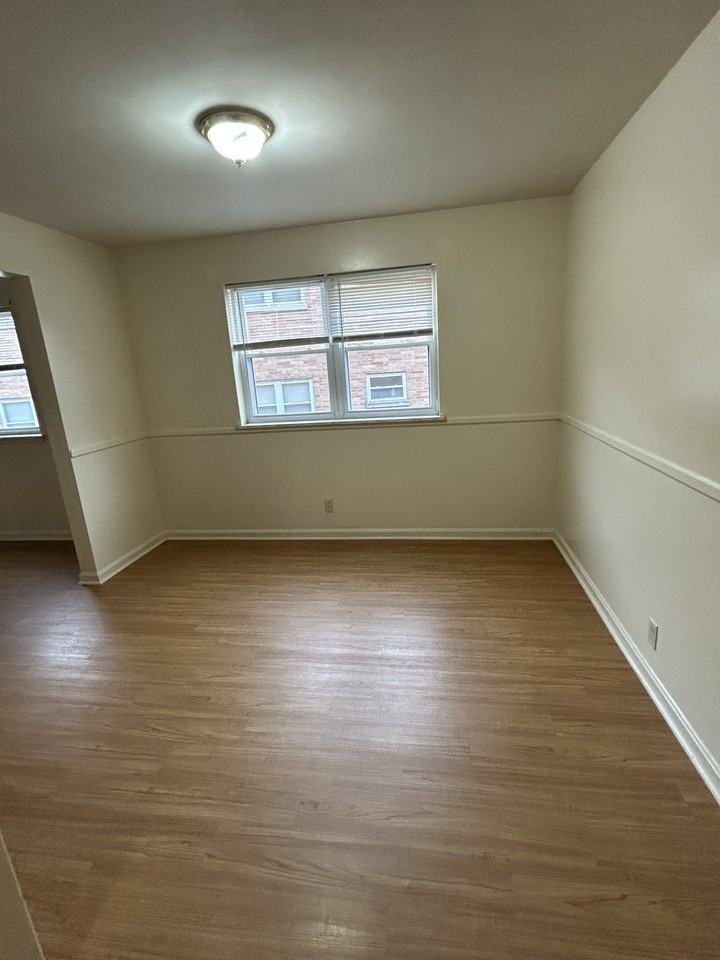 334 Idlewylde Drive #3 - Photo 5 of 11