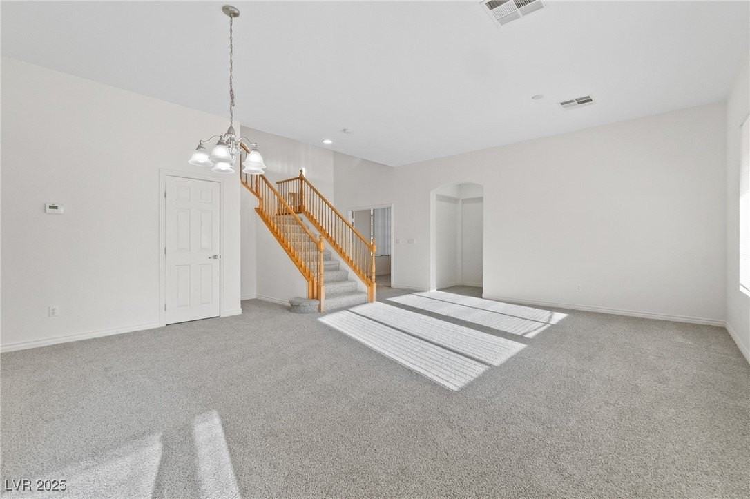 6121 Broccoli Street - Photo 4 of 39