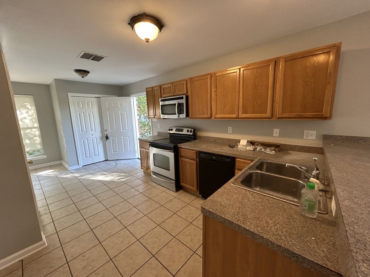 1915 Tusa Drive #1915 - Photo 4 of 13