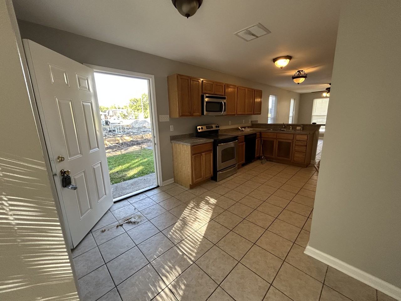 1915 Tusa Drive #1915 - Photo 6 of 13